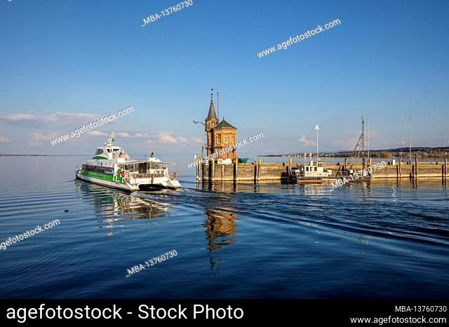Lake Constance, Constance, level house, port exit, catamaran