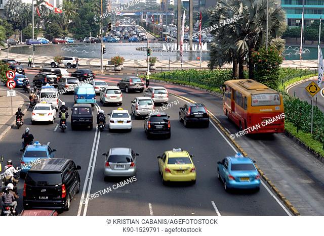 View from above on Jalan Sudirman at BI Plaza Indonesia with dense traffic, blurred, Jakarta, Java, Indonesia, Southeast Asia