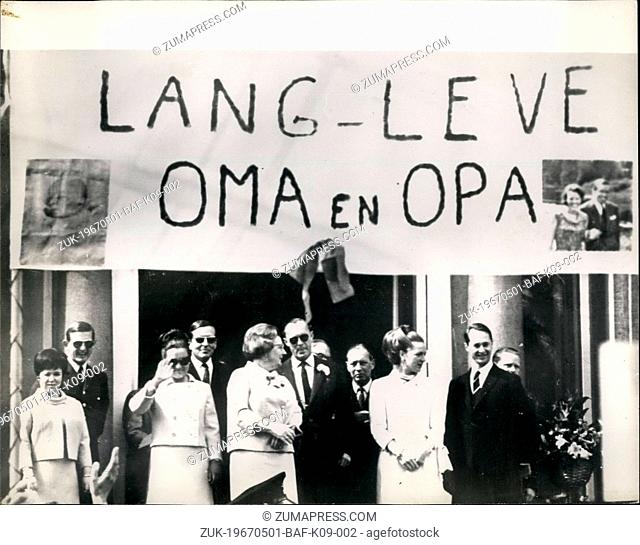 May 01, 1967 - 1.5.67 Queen Juliana Birthday Celebrations ?¢‚Ç¨‚Äú Thousands of people gathered outside the Royal Palace of Soestdijk today