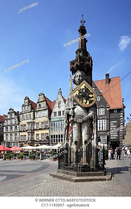 Germany, Bremen, Weser, Freie Hansestadt Bremen, market place, residential buildings, Roland statue, UNESCO World Heritage Site