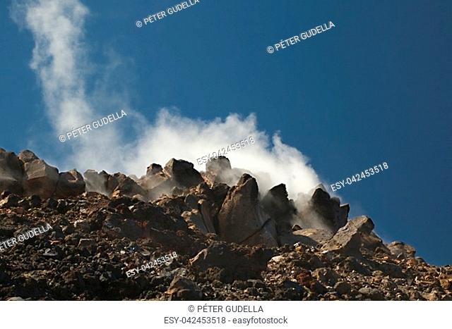 Volcanic activity on Mount Ngauruhoe