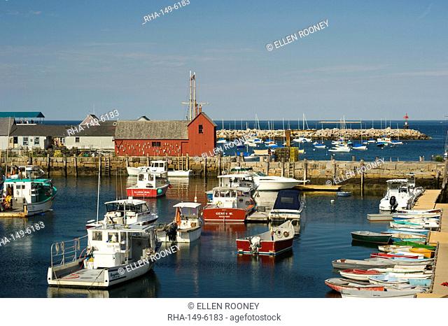 A view of Rockport Harbour and the red building know as Motif Number One, Rockport, Massachussetts, New England, United States of America, North America