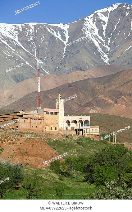 Morocco, high atlas, Tizi-n-Tichka passport, Agouim, locality perspective, Africa, North-Africa, city, mountains, snow, snow-fragments, landscape, rocky, hills