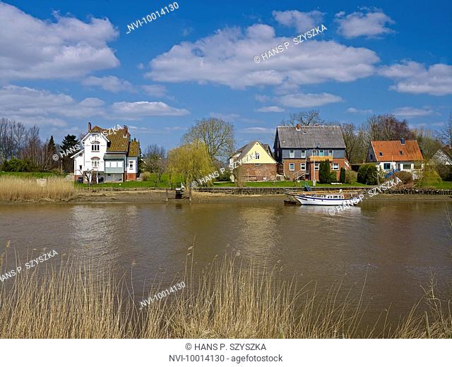Houses of Osten at the Oste River, Hemmoor, Lower Saxony, Germany
