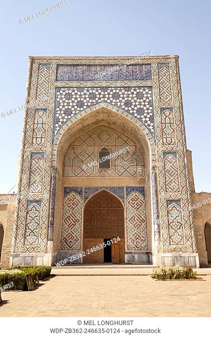 Kok Gumbaz Mosque, also known as Mirzo Ulugh Beg Mosque in Dorut Tilovat Complex, Shakhrisabz, Uzbekistan