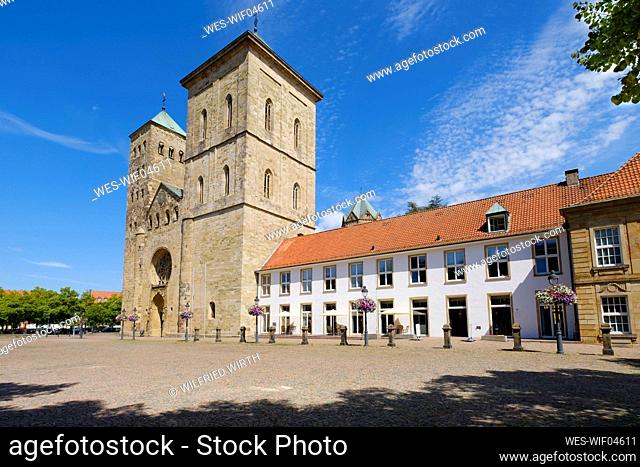 Germany, Lower Saxony, Osnabruck, Exterior of Saint Peters Cathedral