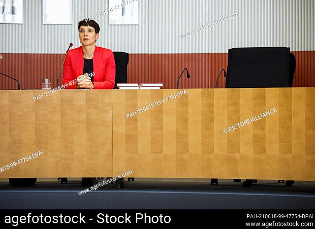 18 June 2021, Berlin: Former AfD chair Frauke Petry speaks to journalists at the launch of her book ""Requiem for the AfD"" at the Paul Löbe House