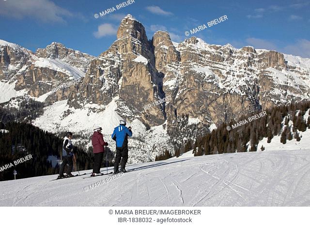 La Villa Stern, Alta Badia ski-region, Mount Sassongher, 2665 m, Dolomites, Italy, Europe