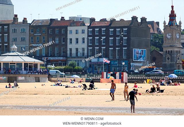 People take advantage of the hot summer weather on the beach in Margate Featuring: Atmosphere Where: Margate, United Kingdom When: 19 Jun 2017 Credit: WENN
