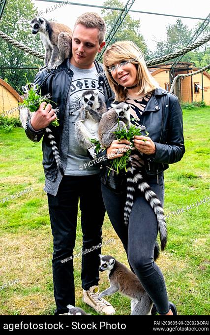 06 September 2019, Lower Saxony, Hodenhagen: Annemarie Eilfeld and her friend Tim Sandt together in the Serengeti-Park Hodenhagen Both take part in the RTL show...