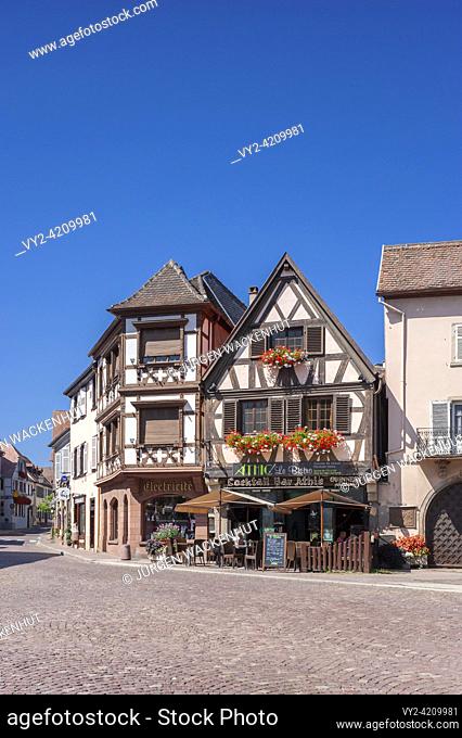 Half-timbered ensemble at Place de l Etoile, Obernai, Alsace, France, Europe
