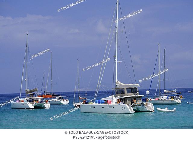 Boats beside Sa Sequi, Sa Savina , Parque natural de ses Salines de Ibiza y Formentera, Formentera, Balearic Islands, Spain