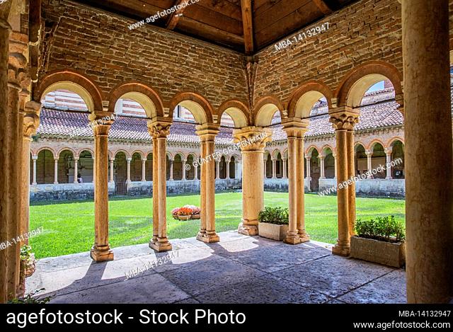 cloister at the church of san zeno maggiore in the old town, verona, adige, adige valley, province of verona, veneto, italy
