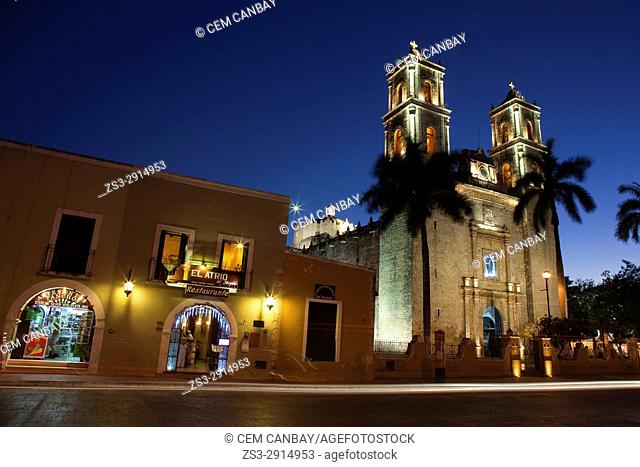 San Gervasio Cathedral and car trails by night, Valladolid, Yucatan Province, Mexico, Central America