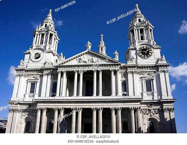 St. Paul\'s Cathedral - West Porch a