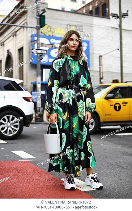 Jen Wonders posing on the street outside of the Maryam Nassir show during New York Fashion Week - Sept 12, 2018 - Photo: Runway Manhattan ***For Editorial Use...