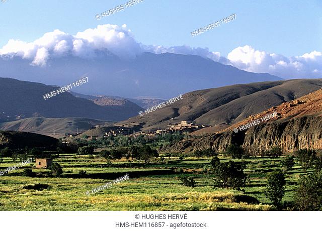 Morocco, valley of Agouim village in Haut Atlas mountains