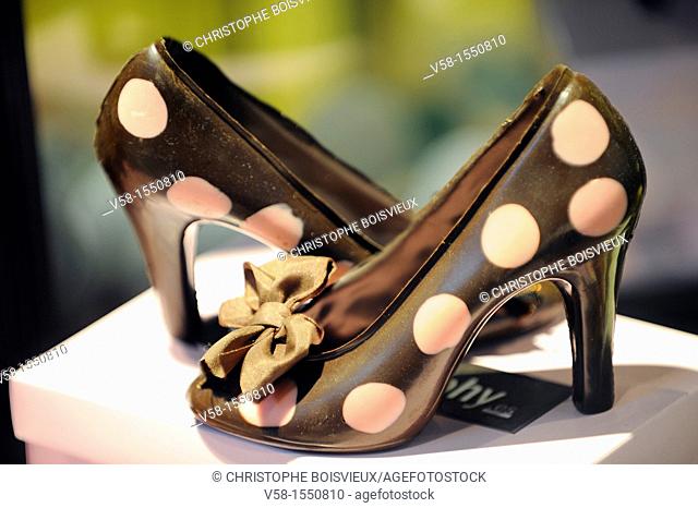 Spain, Asturias, Ribadesella, Chocolosophy, Chocolate maker and pastry shop, Chocolate shoes