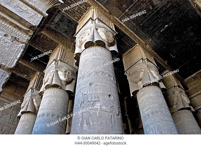 Egypt, Dendera, Ptolemaic temple of the goddess Hathor.View of ceiling and columns in the hypostyle hall
