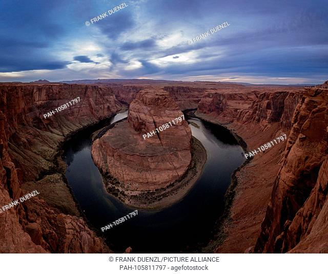 Horseshoe Bend in Arizona, where the Colorado River takes a sharp U-turn, in March 2018. | usage worldwide. - Page/Arizona/United States of America