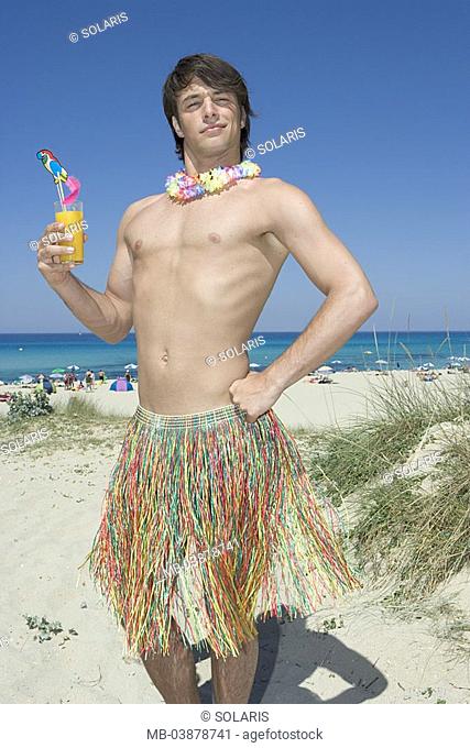 Dunes, man, young, flower-chain, bast-skirt, 'Hawaiianer', drink, gets along, pose, jokingly, beach sea beach sandy beach vacationers, tourist
