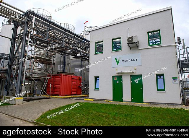 24 September 2021, Saxony-Anhalt, Genthin: Production facilities and buildings of the company Verdant shows in the chemical park Genthin
