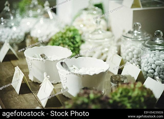 Confettata wedding, almond sweets of spouses