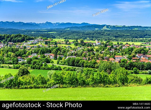 germany, bavaria, upper bavaria, pfaffenwinkel, oberhausen, town view against ammergebirge, view from the view kreuzbichl in the district berg