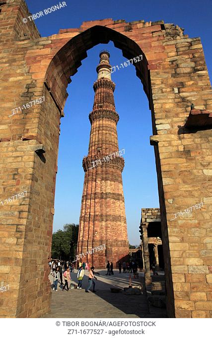 India, Delhi, Qutb Minar, minaret, tower of victory