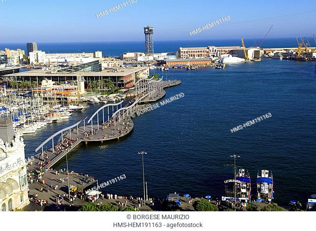 Spain, Catalonia, Barcelona, Port Vell, Rambla del Mar and the Maremagnum leisure complex seen from the top of Colombus Statue