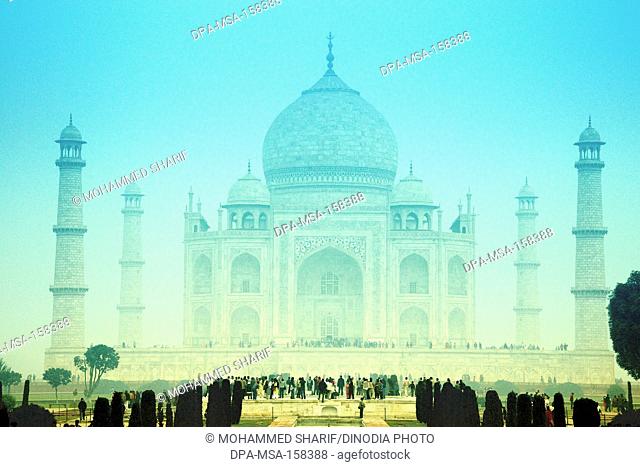 Taj Mahal (1631-1653), Agra. Uttar Pradesh, India, Stock Photo, Picture And  Rights Managed Image. Pic. C46-72048 | agefotostock