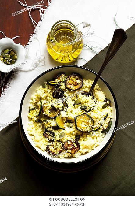 Couscous with courgettes and pumpkin seeds