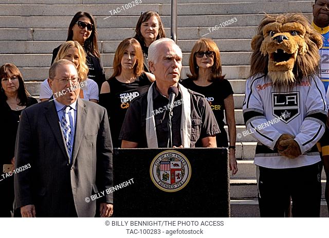 Gil Garcetti speaks at the Press Conference For ""Stand Up To Cancer Day"" at Los Angeles City Hall, South Steps on September 7, 2016