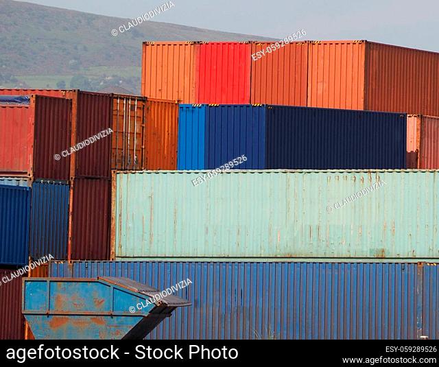 shipping containers used for intermodal freight transport