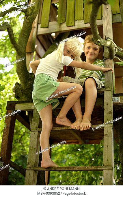 Children, tree-house, play