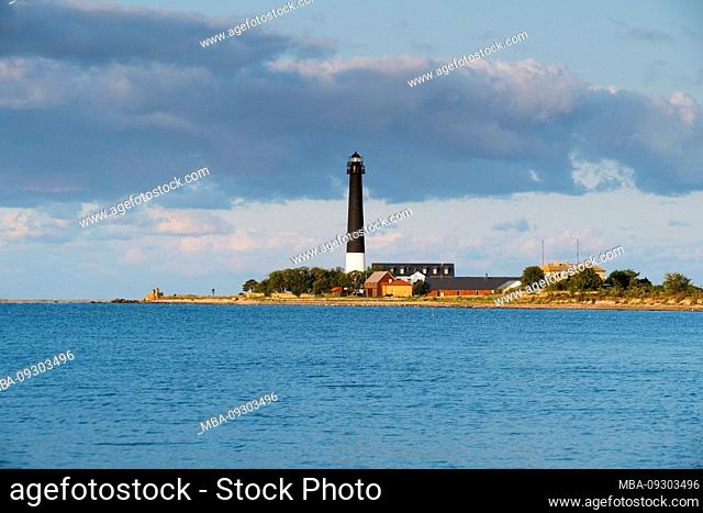 Estonia, Baltic Sea island Saaremaa, southern tip, creeks, lighthouse, Sõrve Tuletorn, morning light