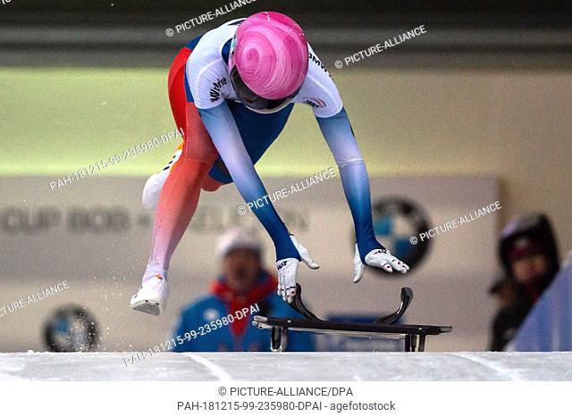 14 December 2018, North Rhine-Westphalia, Winterberg: Skeleton, World Cup, women, 2nd run in the Veltins ice arena: Julija Artjomowna Kanakina from Russia jumps...