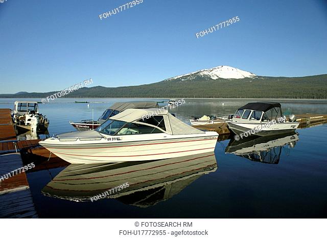 Diamond Lake, OR, Oregon, Umpqua National Forest, Cascade Range, Mt. Bailey, marina
