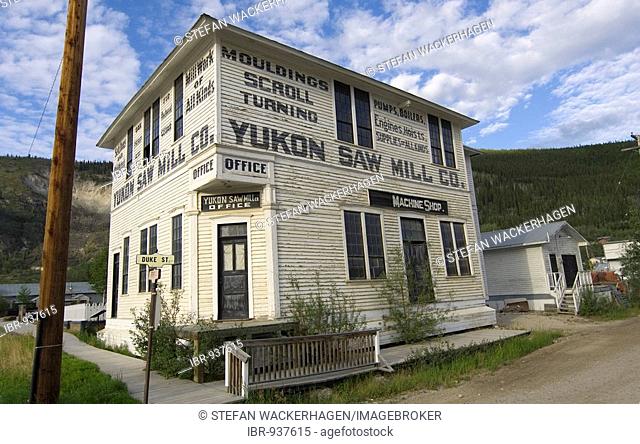 Historic wood building, Yukon Saw Mill, Klondike gold rush, Dawson City, Yukon Territory, Canada, North America