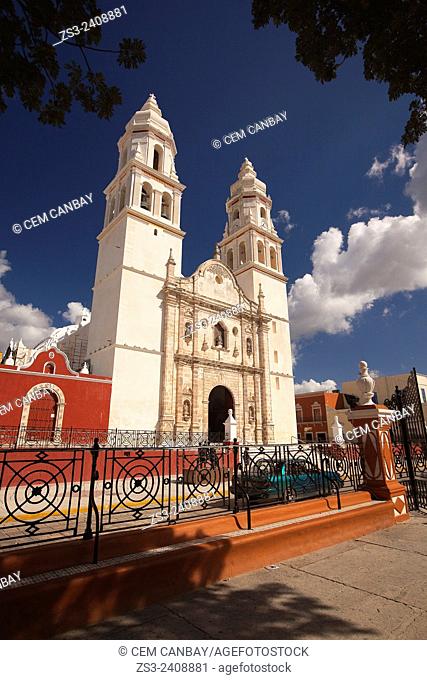 Catedral de Nuestra Senora de la Purisima Concepcion, Cathedral of Campeche at Zocalo in the historical center listed as World Heritage Site by Unesco