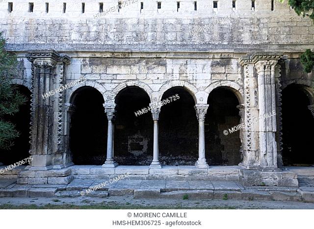 France, Bouches du Rhone, Camargue, Arles, cloister of the Saint Trophime Church listed as World Heritage by UNESCO