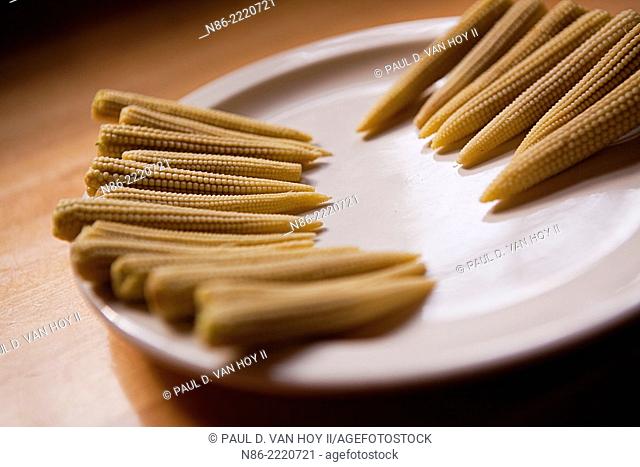 plated baby corn