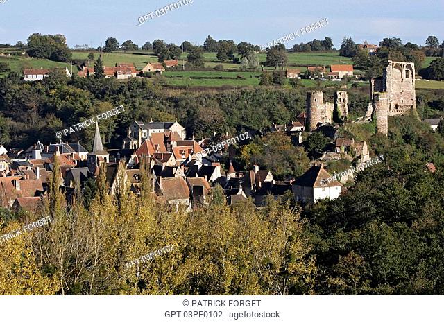 THE FORTIFIED VILLAGE AND THE CHATEAU OF HERISSON, ALLIER 03, FRANCE
