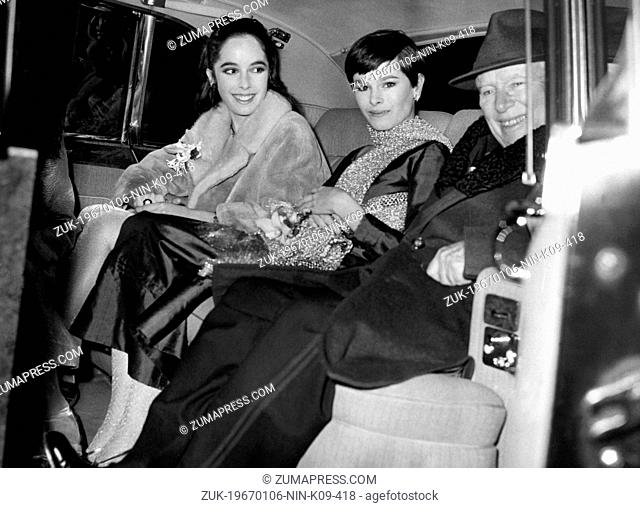 Jan. 6, 1967 - London, England, U.K. - British actor CHARLIE CHAPLIN with his daughters GERALDINE and JOSEPHINE after the premiere of his movie 'A Countess from...