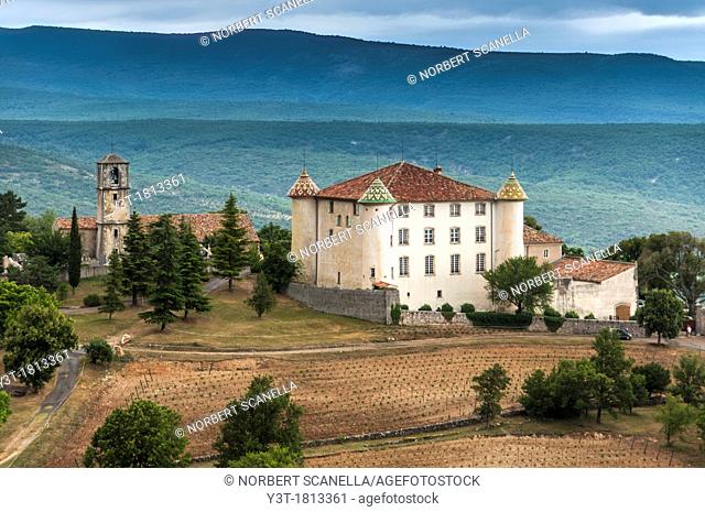 Europe, France, Var, Regional Natural Park of Verdon, Gorges du Verdon, Aiguines. The private castle dating from the Renaissance and the Church of St