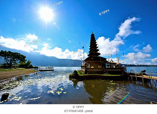 Indonesia, Bali, temple at lake Bratan