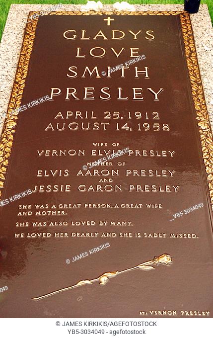 The Grave of Gladys, Elvis Presley's Mother, at Graceland