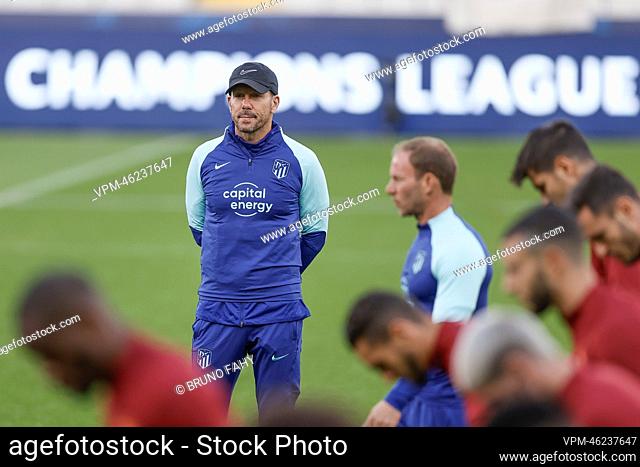 Atletico's head coach Diego Simeone pictured during a training session of Spanish soccer team Atletico Madrid, Monday 03 October 2022 in Brugge