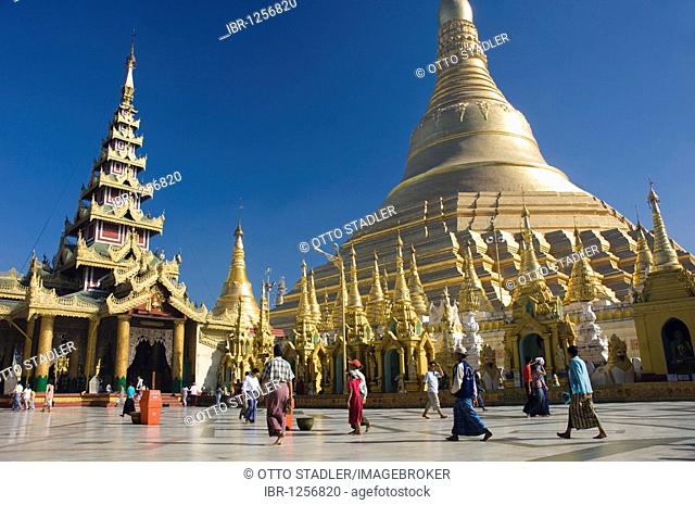 Golden stupa, Shwedagon pagoda, temple, Rangoon, Yangon, Burma, Myanmar, Asia