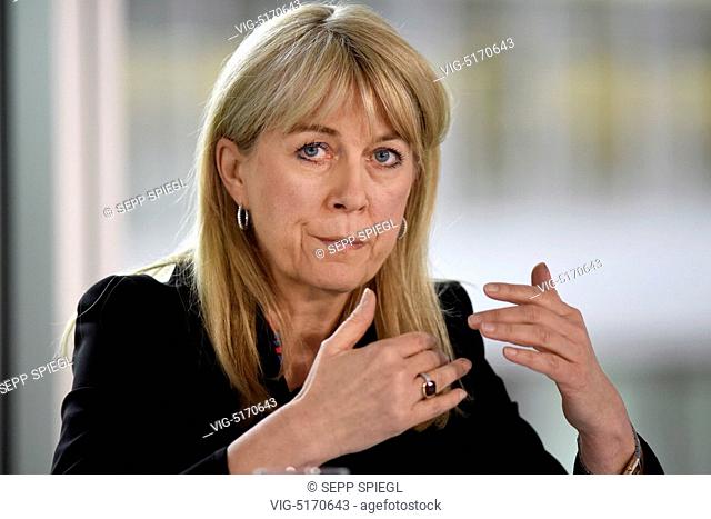Germany, Frankfurt, 02.04.2015 Dr. Ingrid Hengster, Member of the Executive Board of KfW Banking Group, during the press conference - Frankfurt, Germany